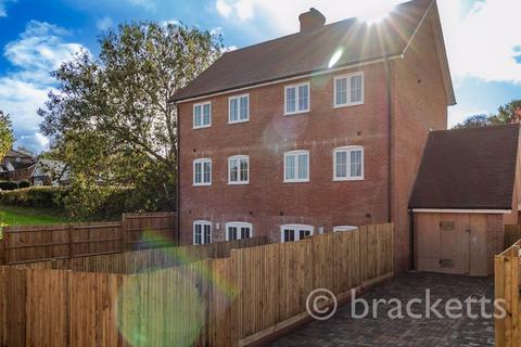 3 bedroom semi-detached house to rent, Oast Gardens, Henwood Green Road, Pembury, Tunbridge Wells