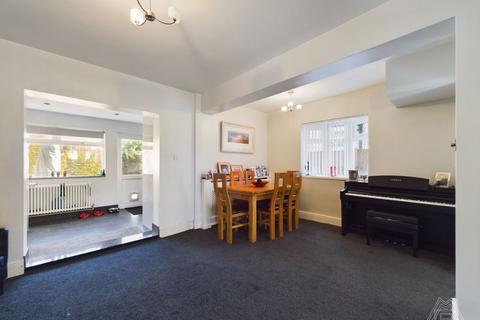 38 Lowlands Road, Aveley, South Ockendon, RM15 4ED