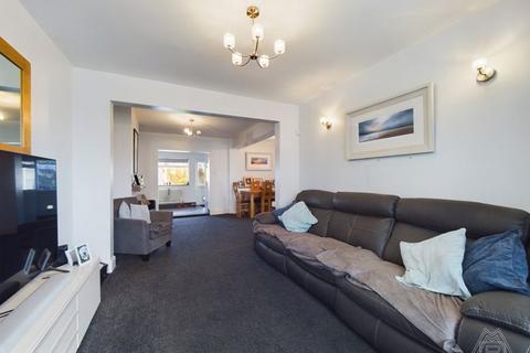 38 Lowlands Road, Aveley, South Ockendon, RM15 4ED