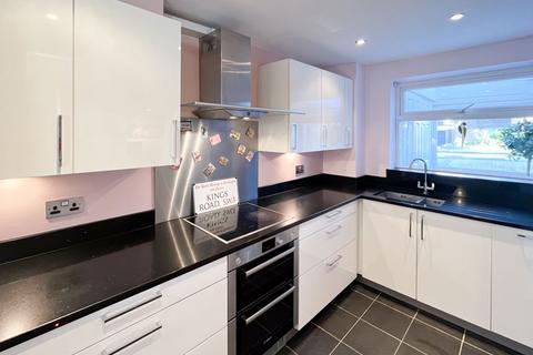 4 Fenton Close, Chislehurst, BR7 6ED