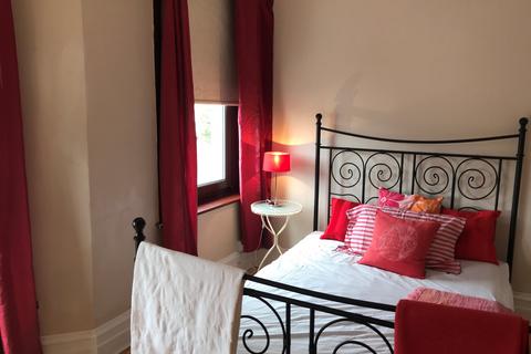 5 bedroom house to rent - Pantygwydr Crescent, Uplands, Swansea