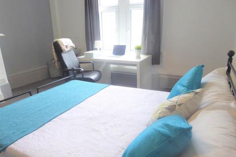 7 bedroom house to rent - Huddersfield HD1