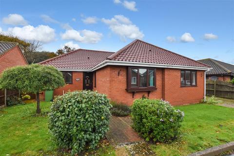 3 bedroom detached bungalow for sale - Danish House Gardens, Overstrand, Cromer