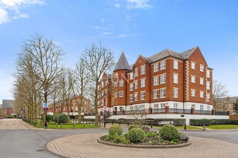 2 bedroom apartment for sale, Bradfield House, Repton Park, Woodford Green