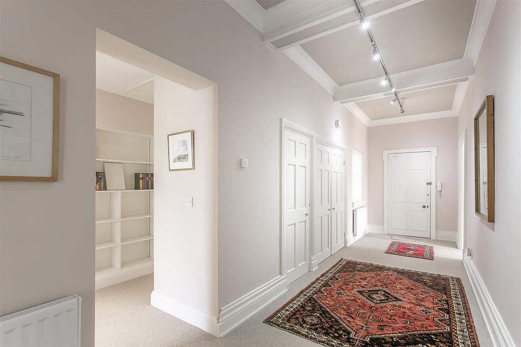 Dene Grange, Lindisfarne Road, Jesmond 3 bed flat £2,250 pcm (£519 pw)