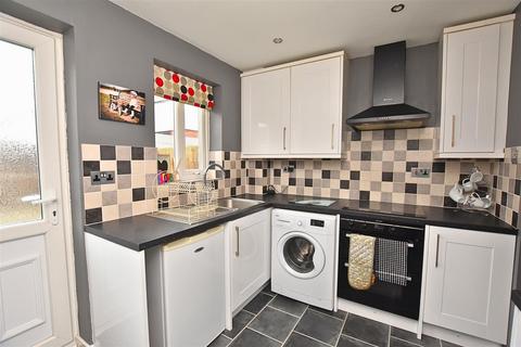 3 bedroom terraced house for sale, Blake Court, South Woodham Ferrers