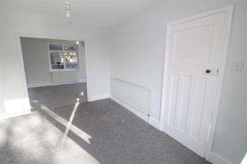 3 bedroom semi-detached house for sale, Skegness Road, Burgh Le Marsh, Skegness