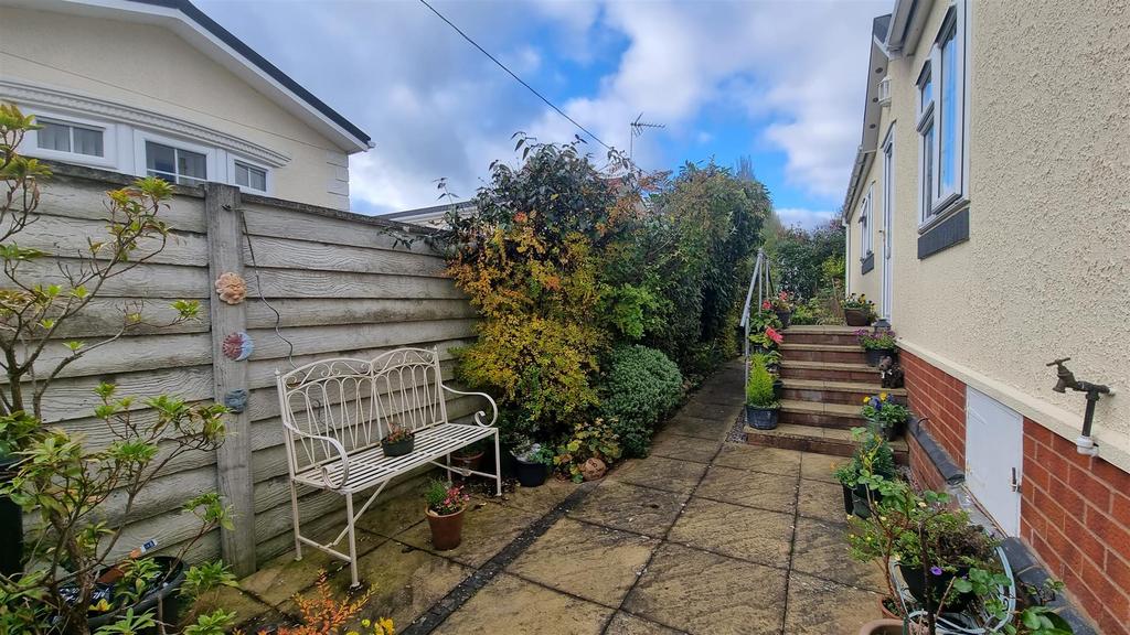 FRONT, SIDE &amp; REAR GARDENS