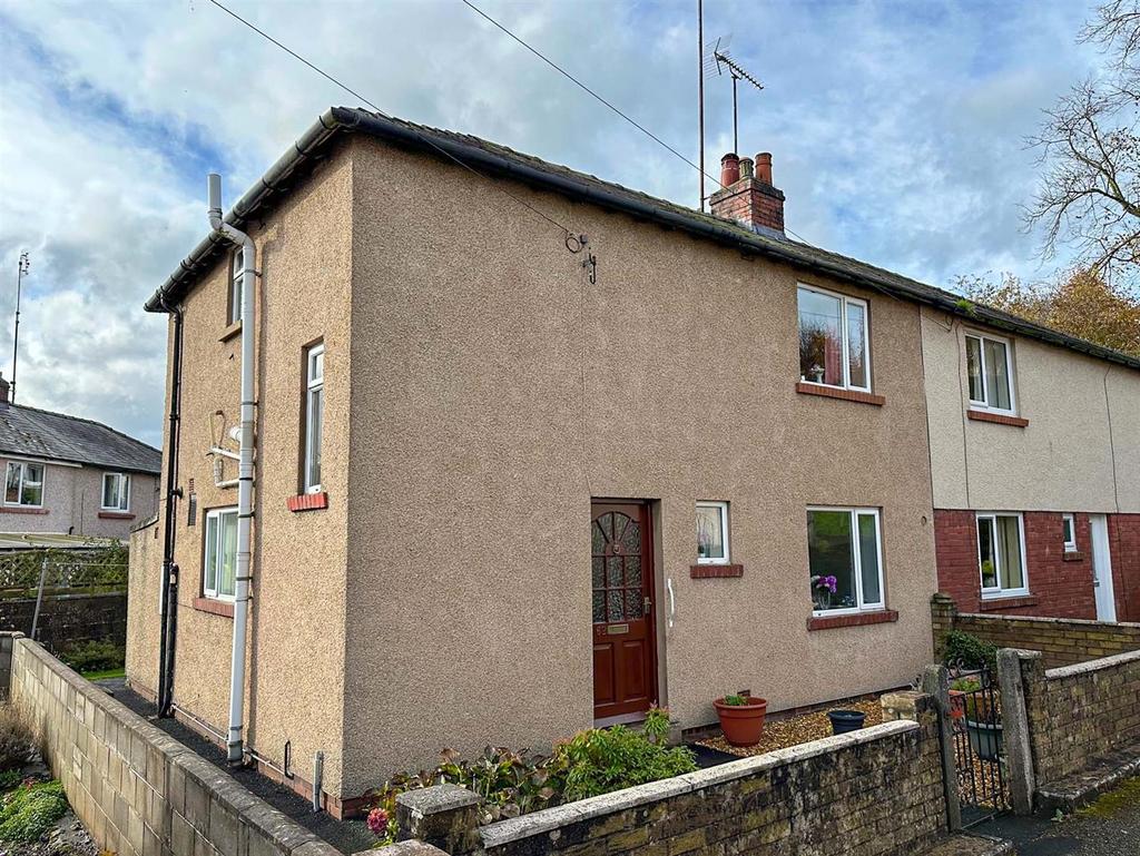 Castle Hill Road, Penrith 3 bed semidetached house for sale £170,000