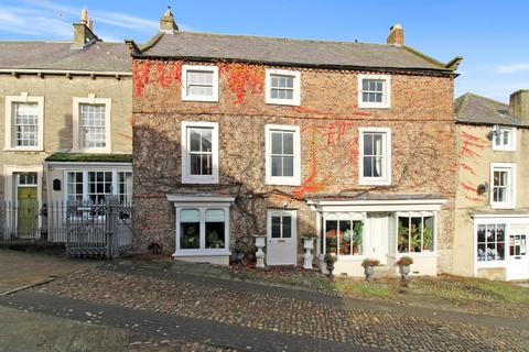 5 bedroom house for sale, Market Place, Middleham, Leyburn