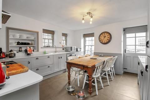 5 bedroom house for sale, Market Place, Middleham, Leyburn