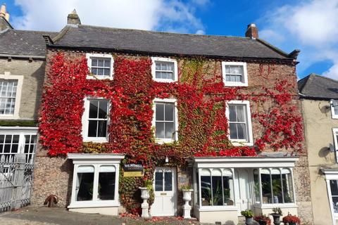 5 bedroom house for sale, Market Place, Middleham, Leyburn