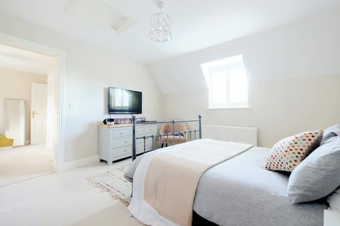 16 Allen Way, Springfield, Chelmsford, CM2 6GF