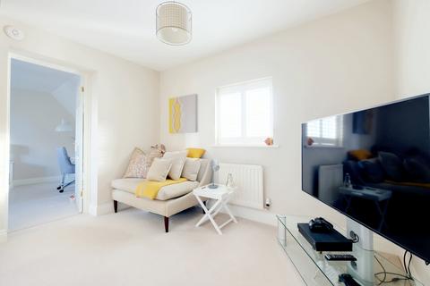 16 Allen Way, Springfield, Chelmsford, CM2 6GF