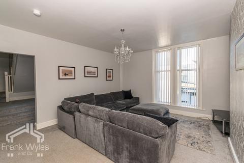 3 bedroom flat to rent, Clifton Drive, Lytham St. Annes, Lancashire