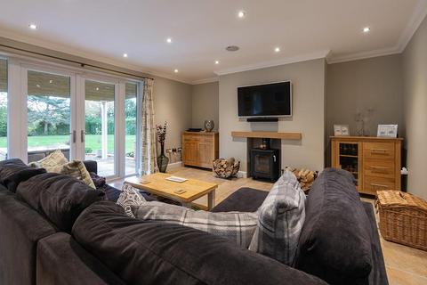 Little Craddocks Back Lane, Chetnole, Sherborne, DT9 6PL
