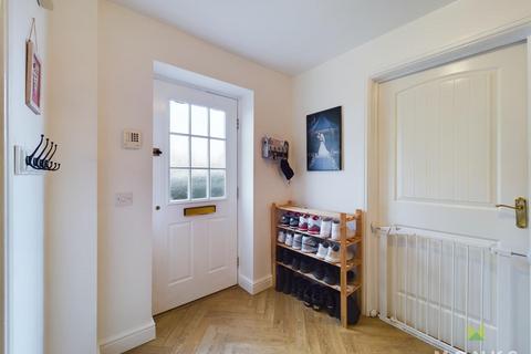 2 Ffordd Spoonley, Llansantffraid, SY22 6FB