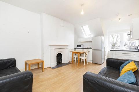 3 bedroom flat to rent, NW6