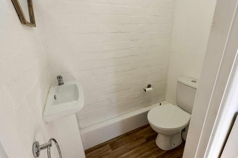 12 Avon Road, Pershore, WR10 1NU