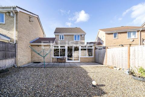 4 Burnham Close, London, NW7 2SE