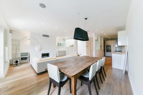 3 bedroom flat to rent, Fitzjohns Avenue, London, NW3