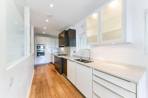 3 bedroom flat to rent, Fitzjohns Avenue, London, NW3