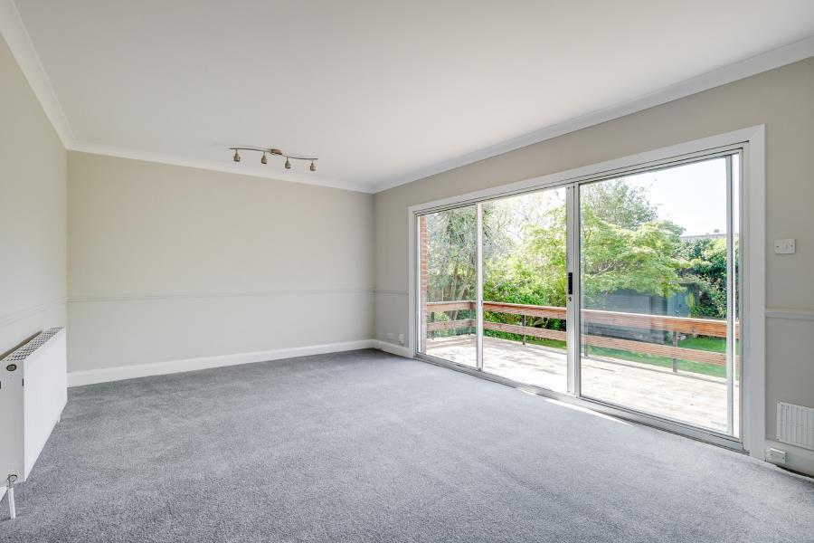 Ferncroft Avenue NW3 1 bed apartment £1,599 pcm (£369 pw)