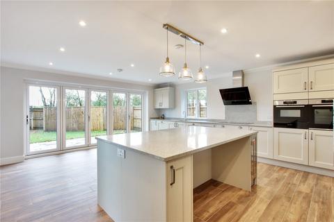 4 bedroom detached house for sale, Claygate Road, Collier Street, Yalding, Maidstone, ME18