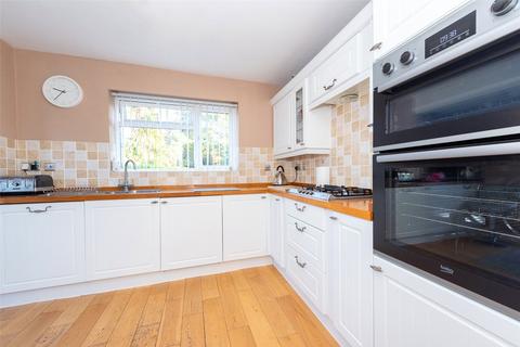 3 bedroom semi-detached house for sale - Church Crookham, Fleet GU52