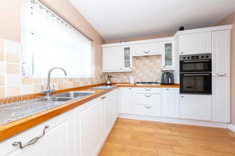 3 bedroom semi-detached house for sale, Elizabeth Drive, Fleet GU52