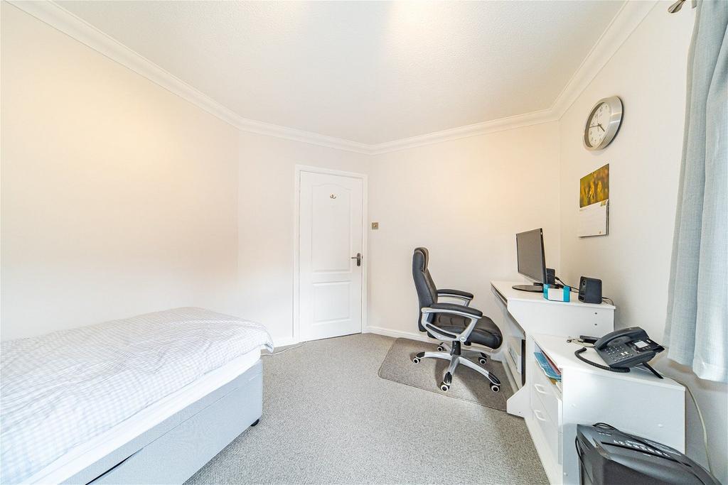 4-Brockhall-Close-36 1683789465189.jpg