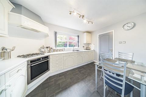4 Brockhall Close, Whiston, Prescot, L35 7LU