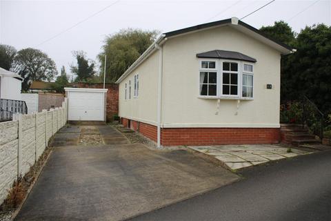 2 bedroom mobile home for sale, Old Orchard, Whiston, L35