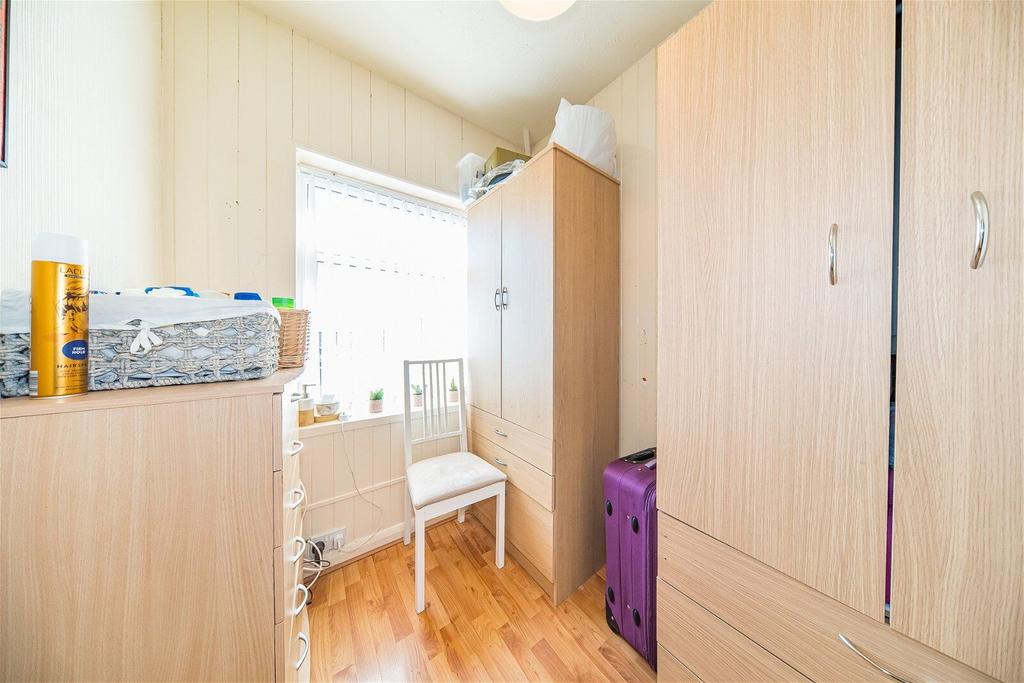 10-Derwent-Avenue-24 1685517706922.jpg