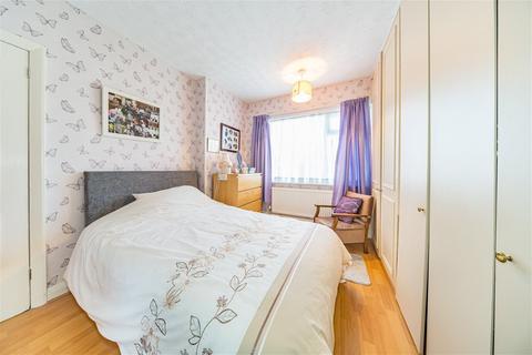 10 Derwent Avenue, Prescot, L34 2ST