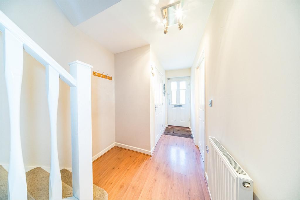 18-Berryedge-Crescent-6 1693984062699.jpg