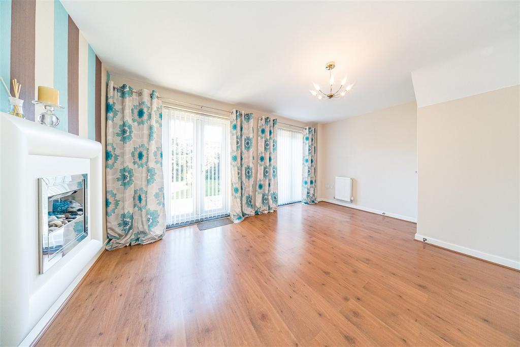 18-Berryedge-Crescent-7 1693984067098.jpg