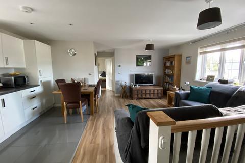 2 Small Side, Hayle, TR27 4FD