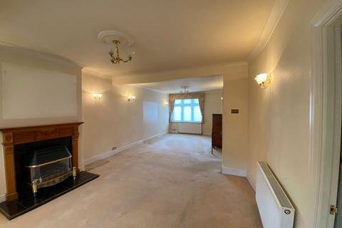 102 Ardwell Avenue, Ilford, IG6 1AP