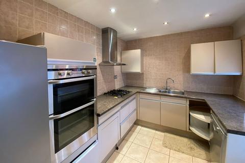 102 Ardwell Avenue, Ilford, IG6 1AP