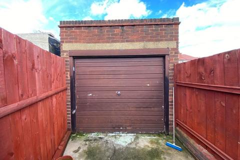 102 Ardwell Avenue, Ilford, IG6 1AP