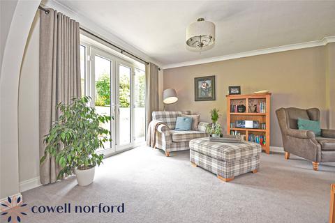 4 bedroom detached house for sale, Bamford, Rochdale OL11