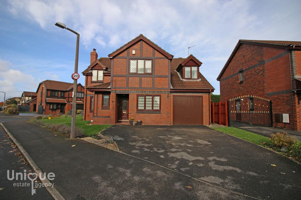Trinity Gardens, ThorntonCleveleys, FY5 5 bed detached house for sale