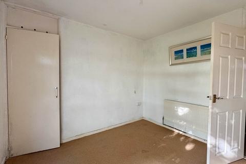38 Dover Close, Basingstoke, RG23 8EQ