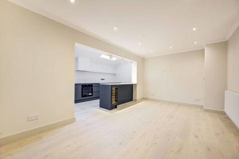 10b Salisbury Mews, London, SW6 7DS