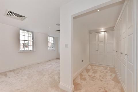 2 bedroom duplex to rent - Victoria Street, Windsor, Berkshire, SL4