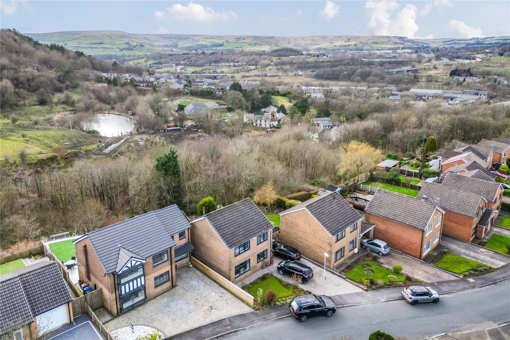 Redwood Drive, Rawtenstall... 4 bed detached house for sale £425,000