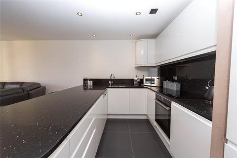 2 bedroom apartment to rent, Sirius House, Falcon Drive, Cardiff Bay, CF10