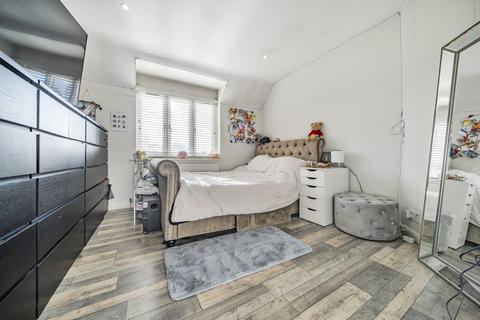 101 Grange Road, Guildford, GU2 9QD