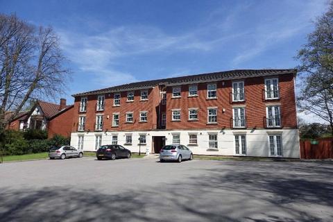 2 bedroom apartment to rent, Kensington Place, Lancashire OL16